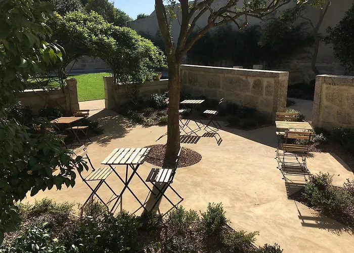 Marques Garden House By Olivia بيت ضيافة 3*