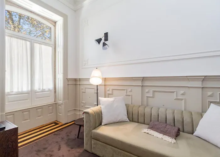 Marques Garden House By Olivia 3*