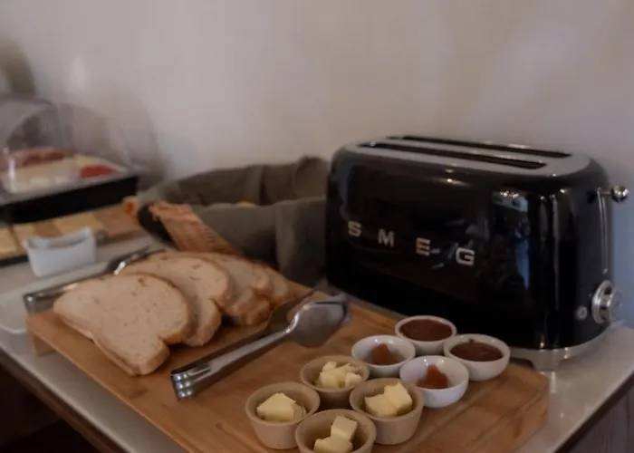 Marques Garden House By Olivia بيت ضيافة 3*