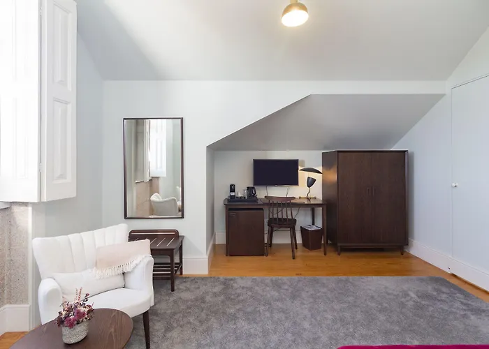 Marques Garden House By Olivia 3*