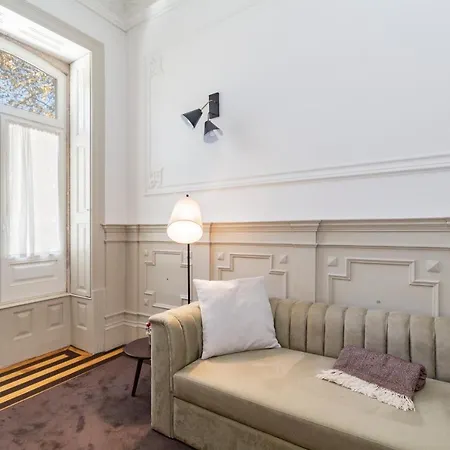 Marques Garden House By Olivia 3*