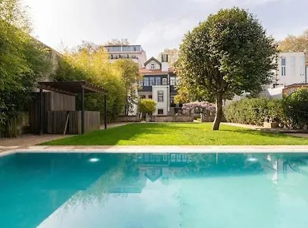 Marques Garden House By Olivia